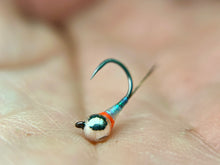 Load image into Gallery viewer, Hot Spot Pearlescent Perdigon