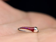 Load image into Gallery viewer, Caddis Pupae-gon (mult colours)

